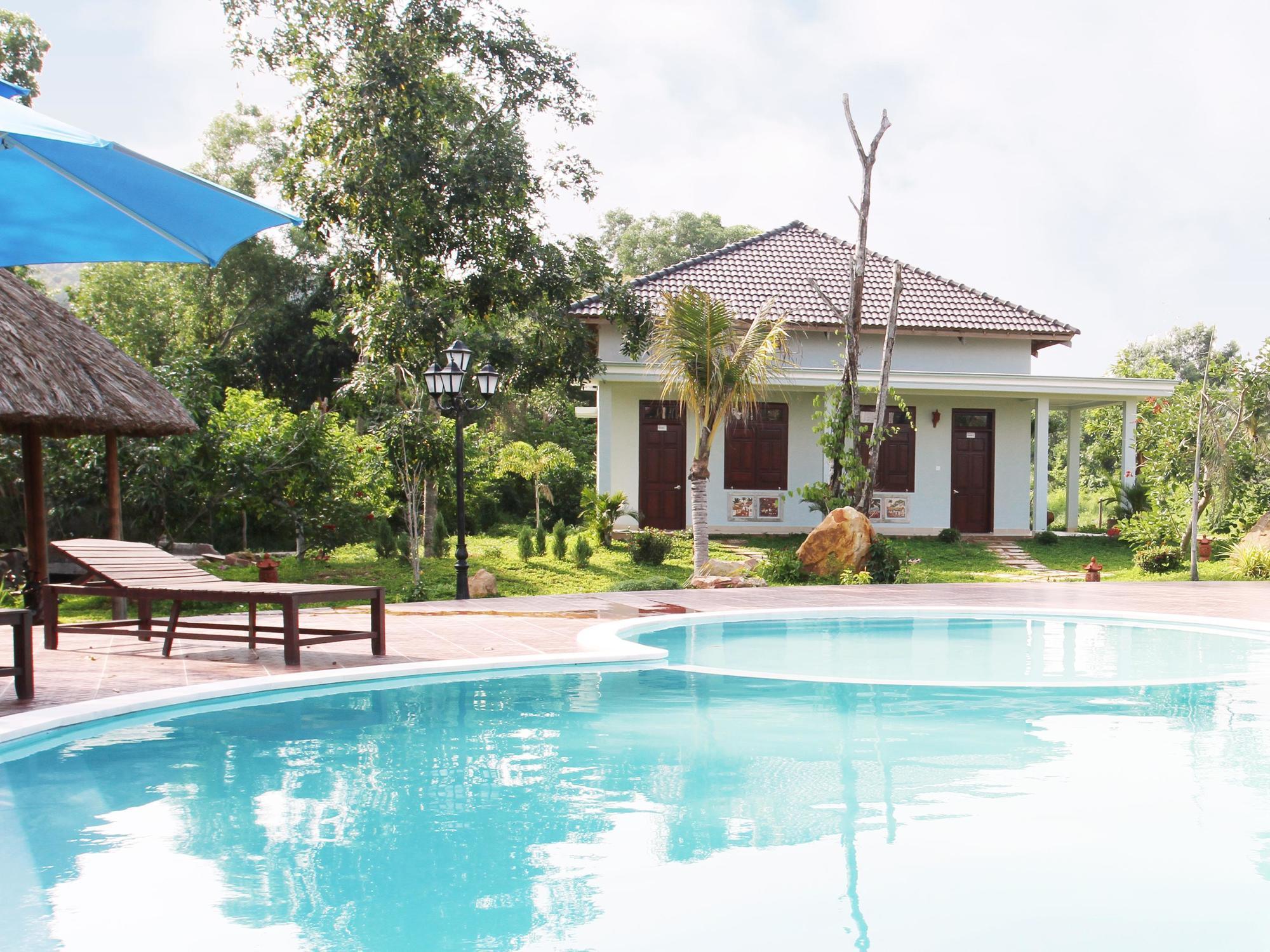 Resort Montana Phu Quoc Exterior photo