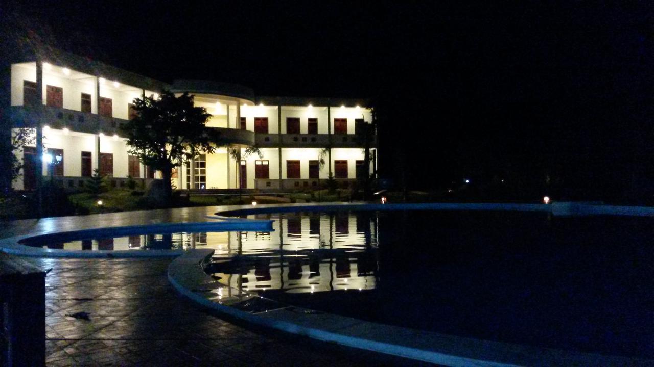 Resort Montana Phu Quoc Exterior photo