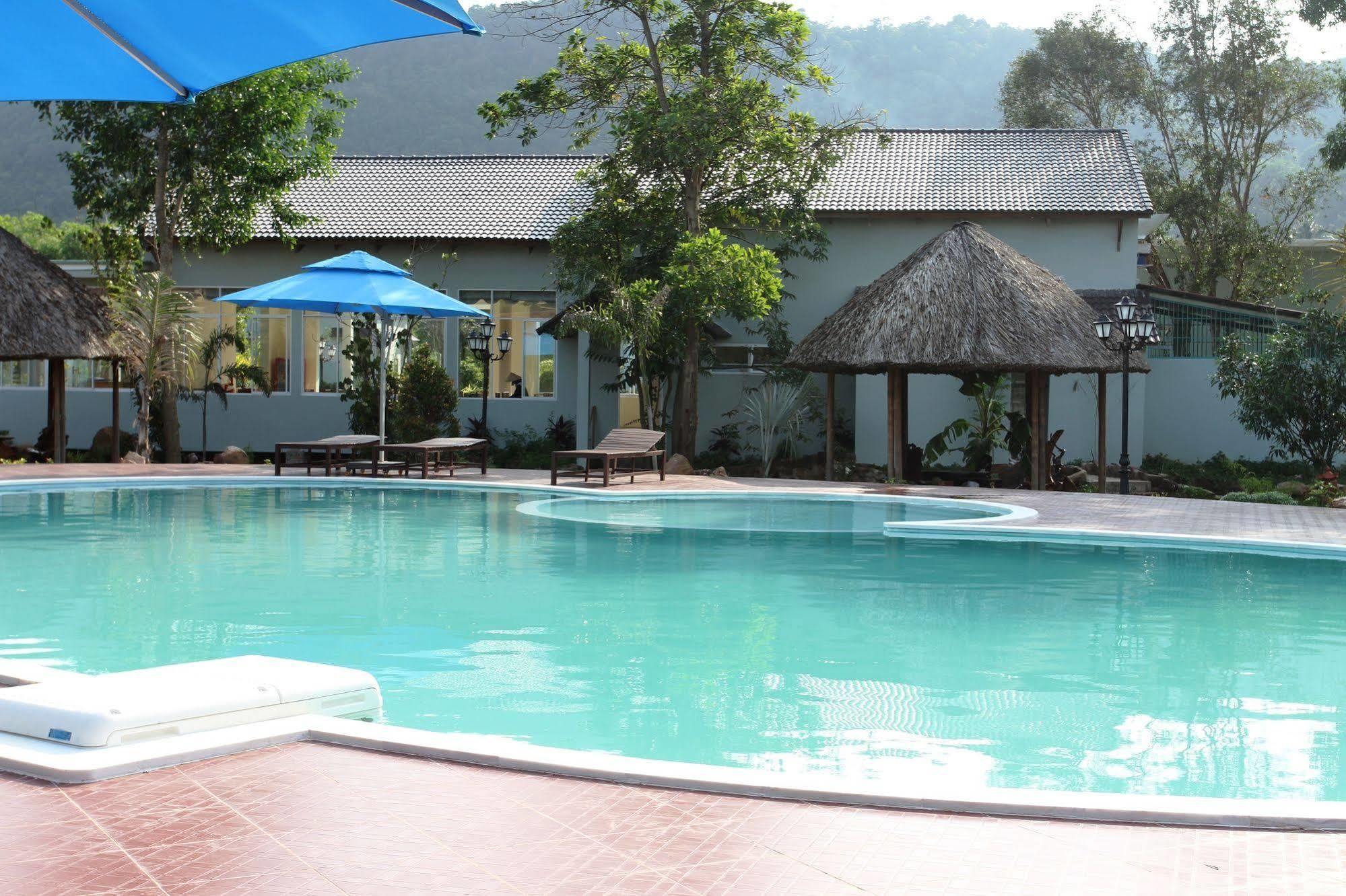 Resort Montana Phu Quoc Exterior photo